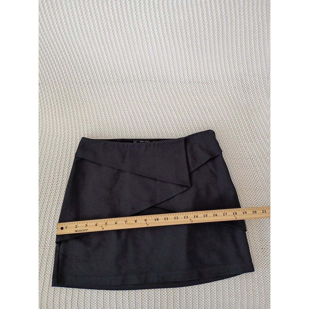 VTG Zara Basic Black Geometric Origami Mini Skirt Side Zip Waist 29 Fits S/M - Picture 6 of 10
